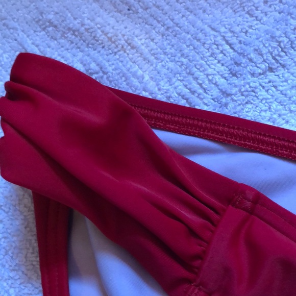 Separates bikini.Bottom XL. Or or bandeau  top  M - Picture 14 of 16